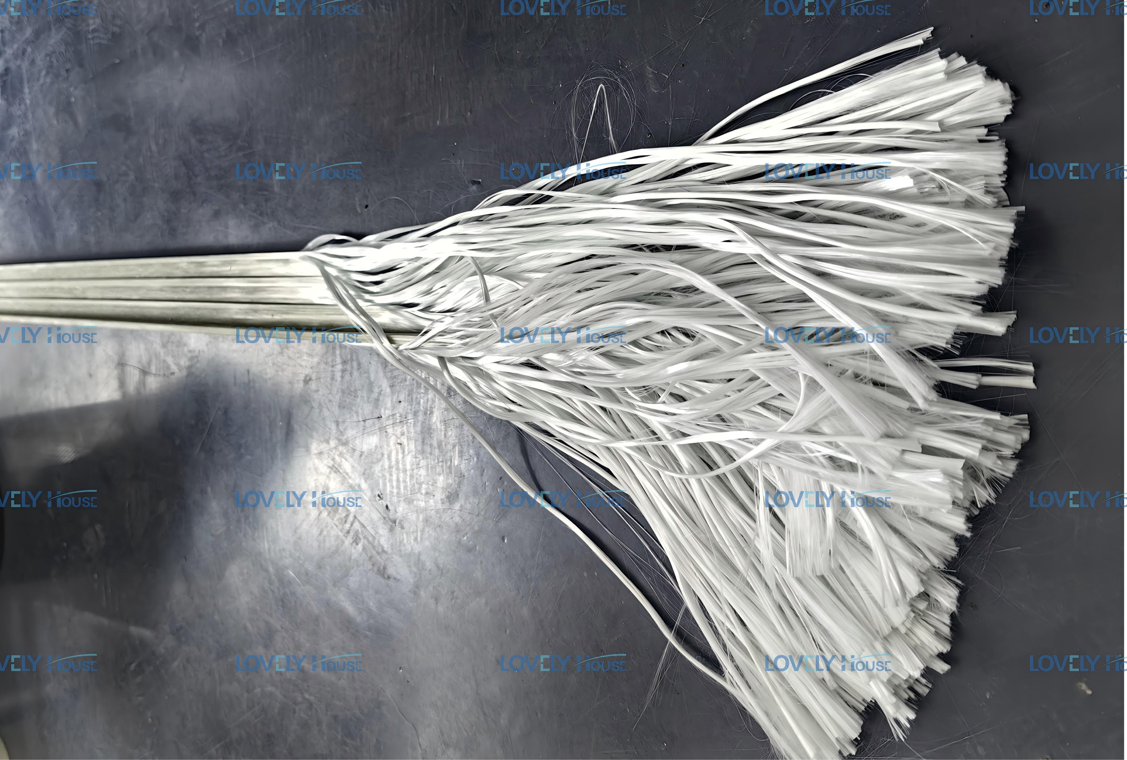 Why PU Pultrusion Outperforms Polyester Pultrusion: A Technological Breakthrough in Polyurethane Composites